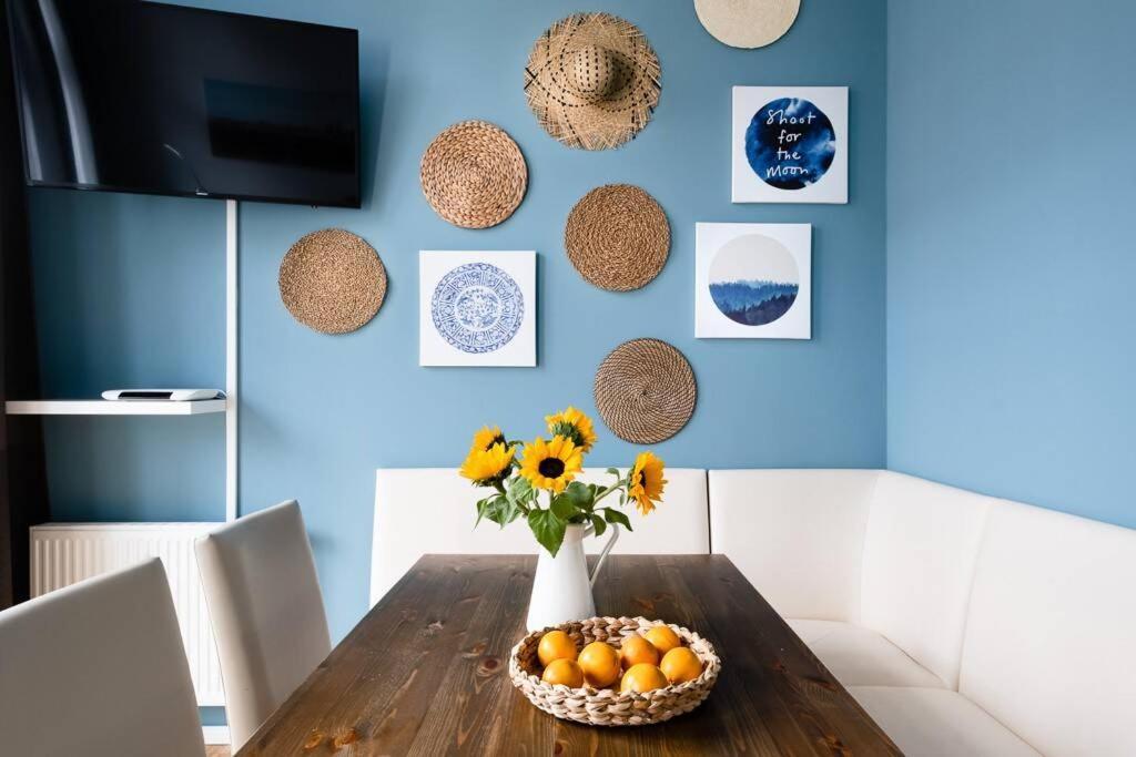 Sc 05 By Rockchair Apartments L Superhost Status L 2 Bedrooms Boxspringbeds Balcony Elevator - Cozy Family & Business Flair Welcomes You! Berlin Kültér fotó