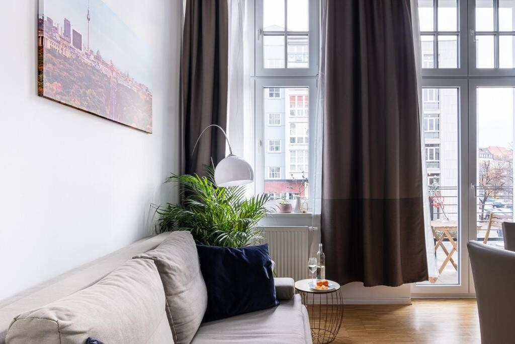 Sc 05 By Rockchair Apartments L Superhost Status L 2 Bedrooms Boxspringbeds Balcony Elevator - Cozy Family & Business Flair Welcomes You! Berlin Kültér fotó